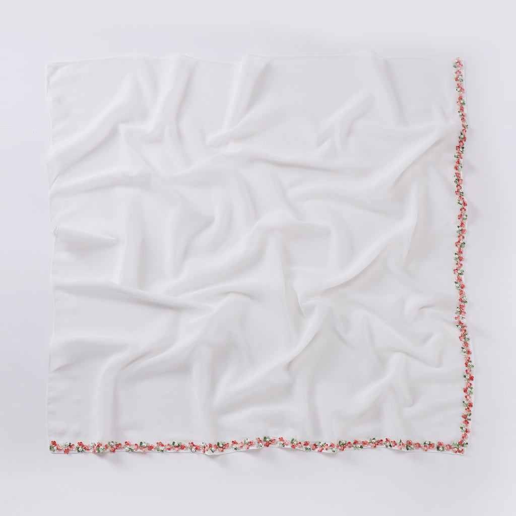 New pearl chiffon small fragrant wind lace bead scarf yarn cute sweet little square scarf