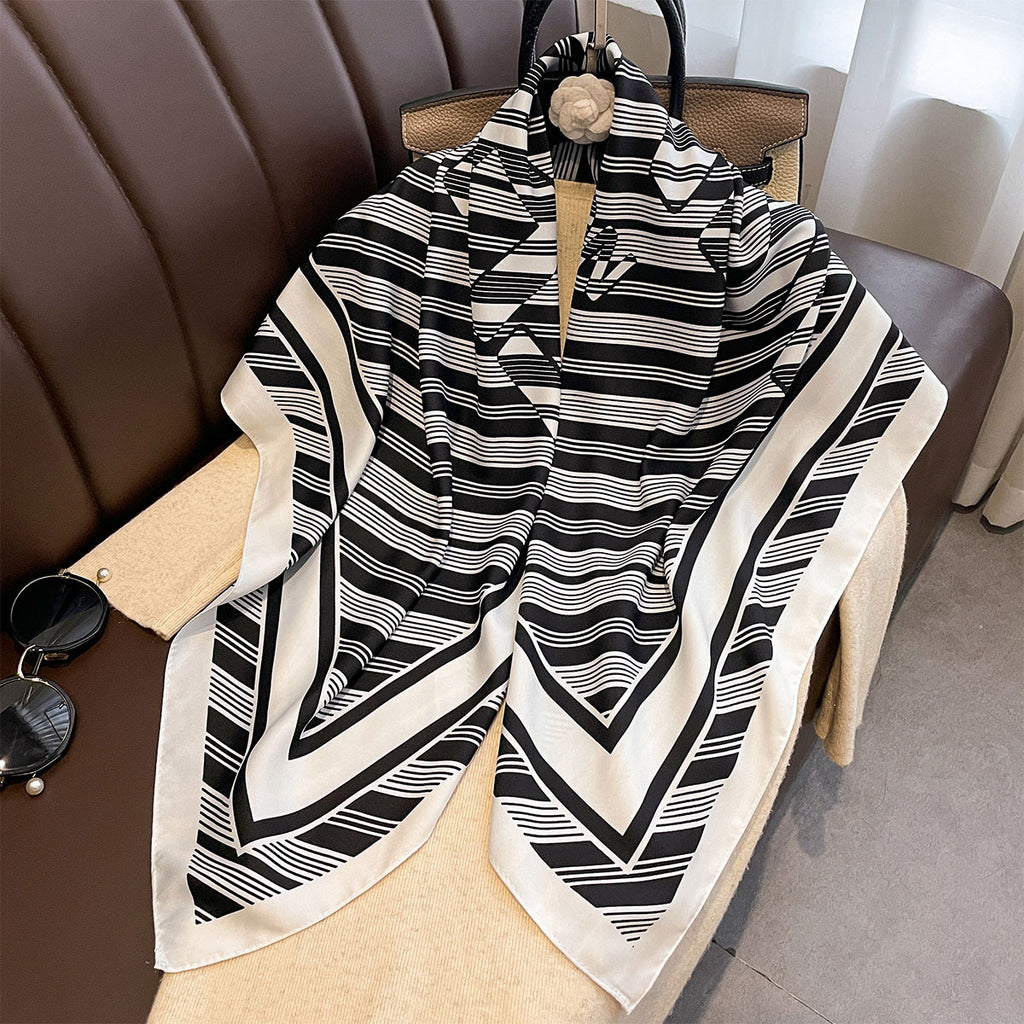 Autumn Fashion Simple Striped Letter 90CM Large Square Towel Ladies Commuting Daily Neck Protection Air Conditioning Room Shawl