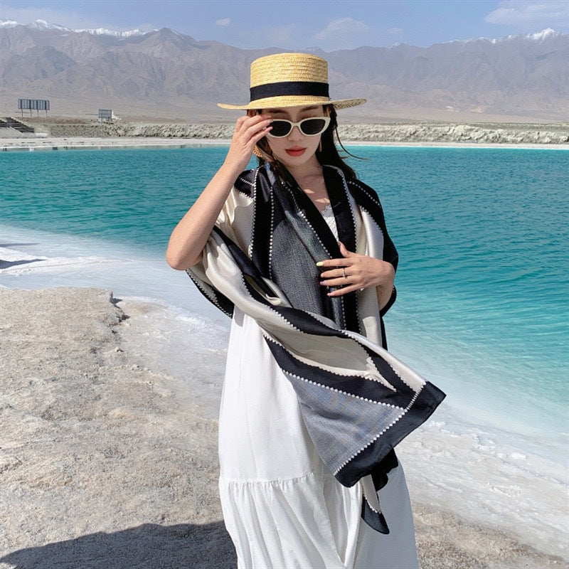 Simple and elegant geometric color matching simulation silk long silk scarf, travel and vacation sunscreen beach towel shawl, headscarf
