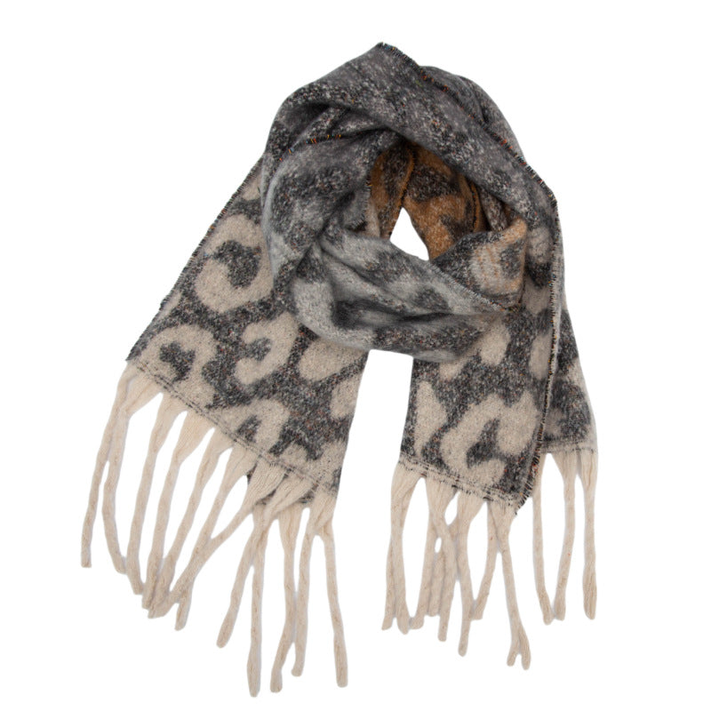 Europe, America, autumn and winter new loop yarn imitation mohair jacquard leopard print scarf