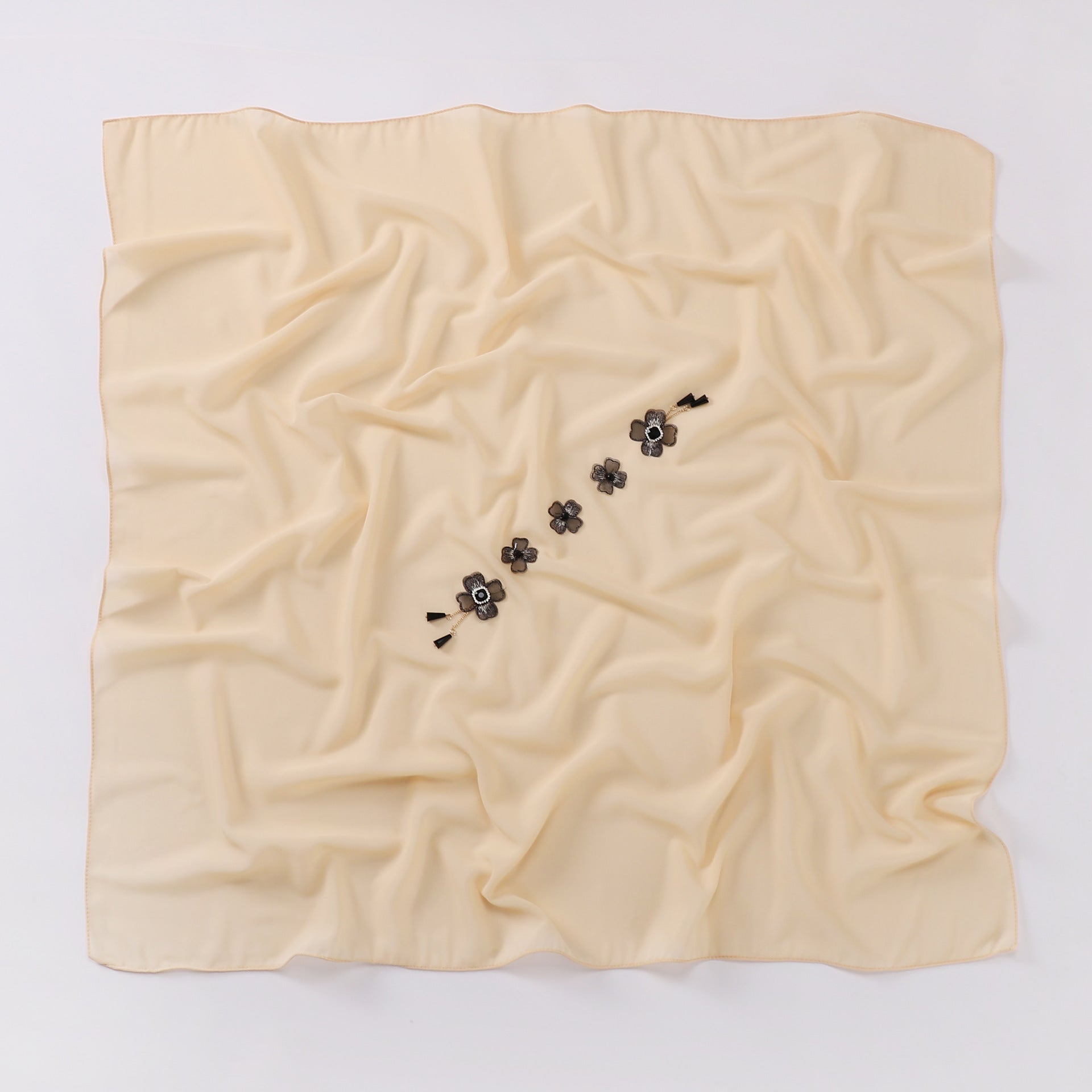 Flower chain rhinestone pearl chiffon square scarf 90 * 90cm headscarf Malaysia Hijab