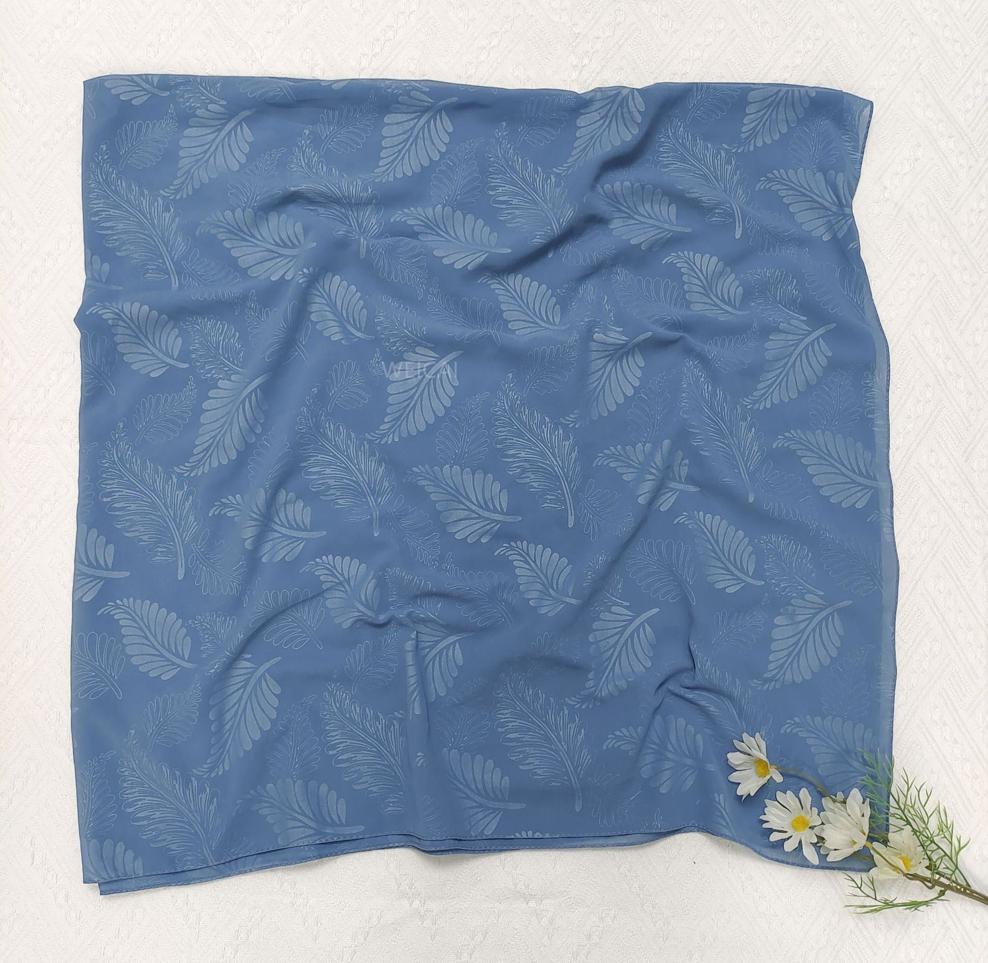 Size Pattern Customized Chiffon Cotton Polyester Long Towel Square Scarf Scarf Leaf Embossing Printing Middle East Headscarf Yarn