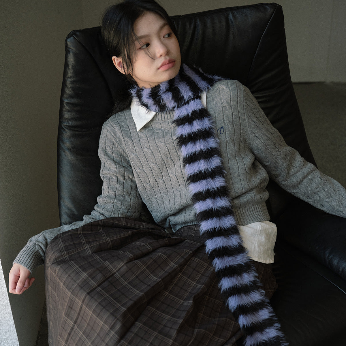 Long-haired imitation mink niche millennial retro striped knitted scarf women's winter decoration soft wool scarf