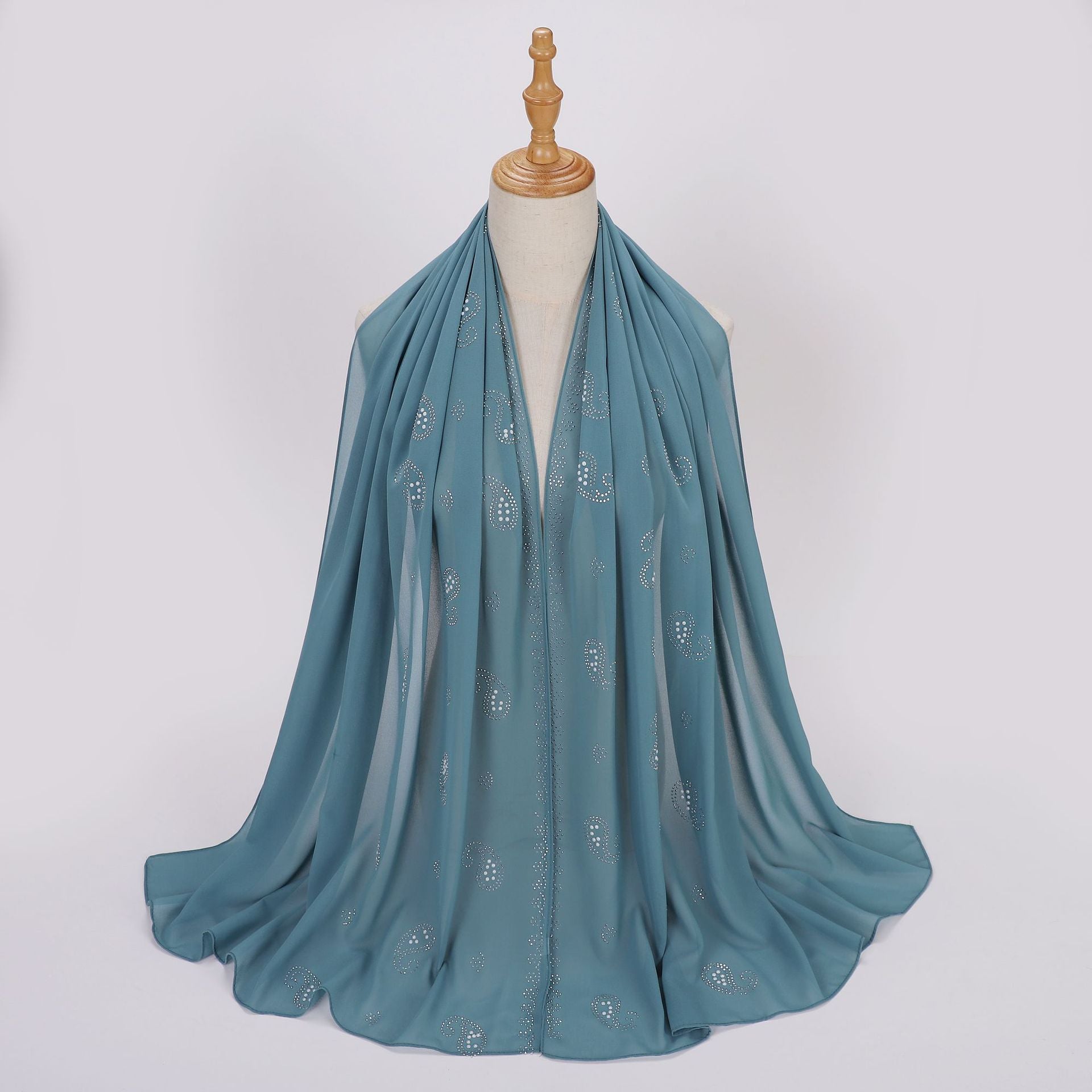 New pearl chiffon cashew nut hot diamond long towel yarn scarf Middle East and Africa headscarf hijab