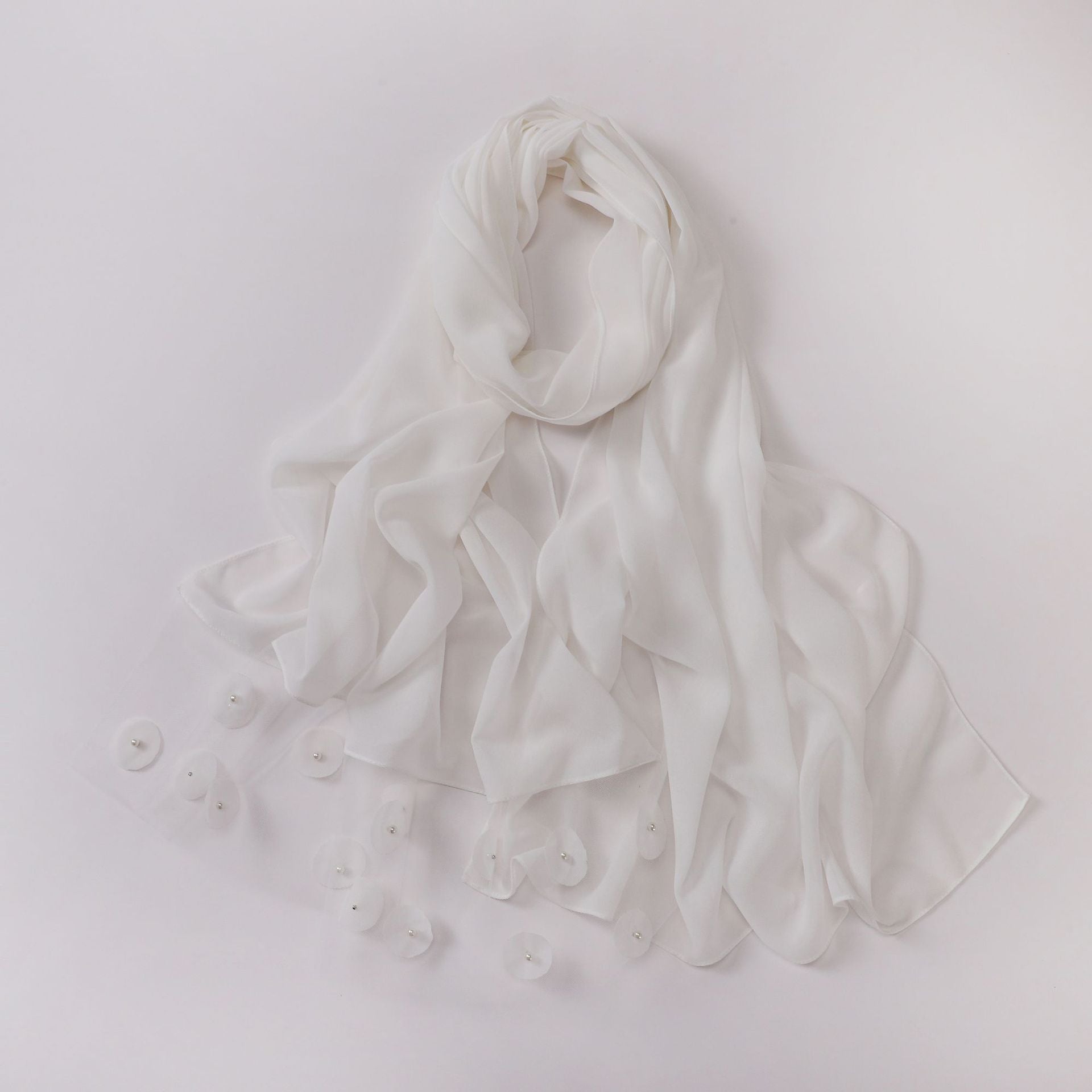 New pearl chiffon polka dot flower slice bead long scarf Middle East Africa Indonesia headscarf