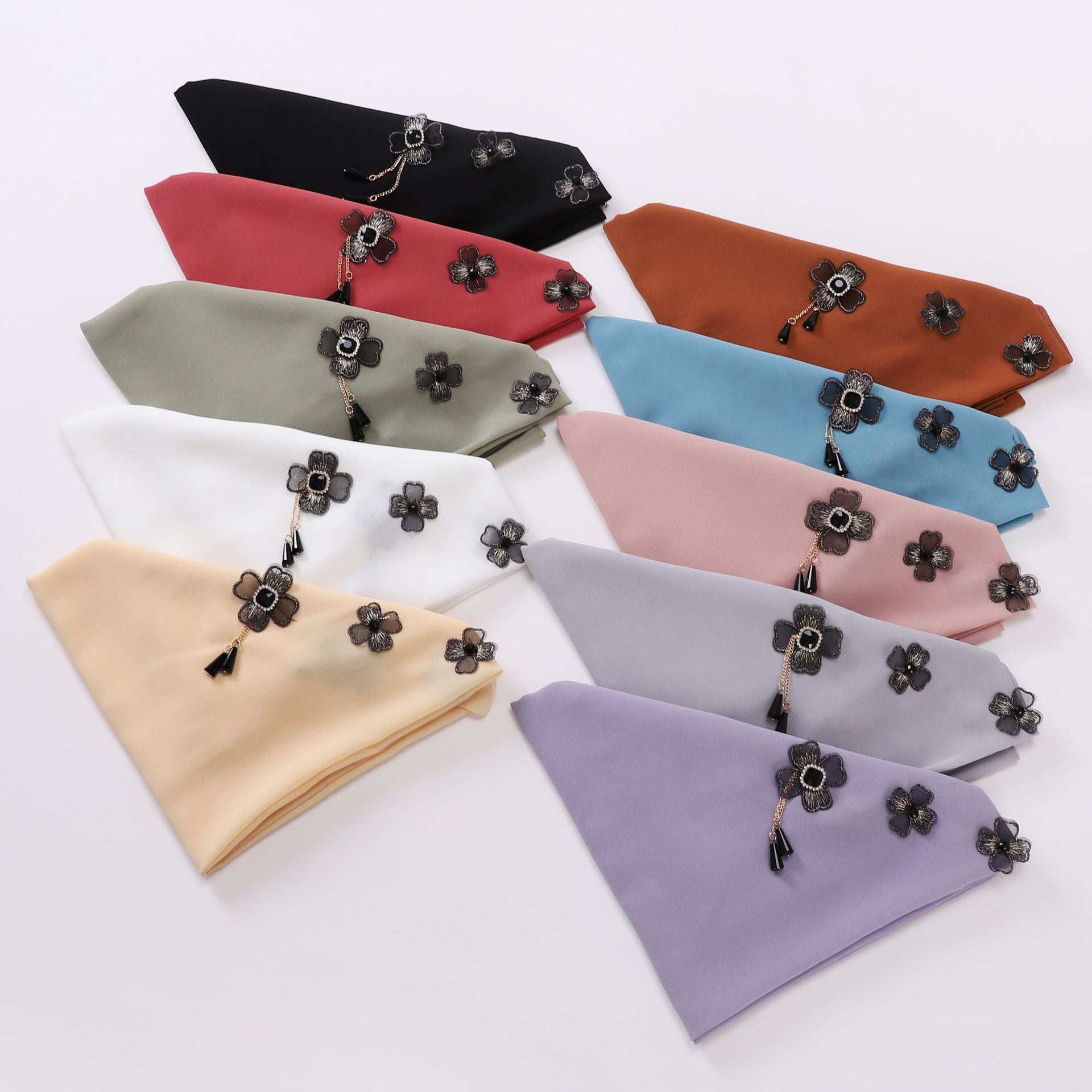 Flower chain rhinestone pearl chiffon square scarf 90 * 90cm headscarf Malaysia Hijab