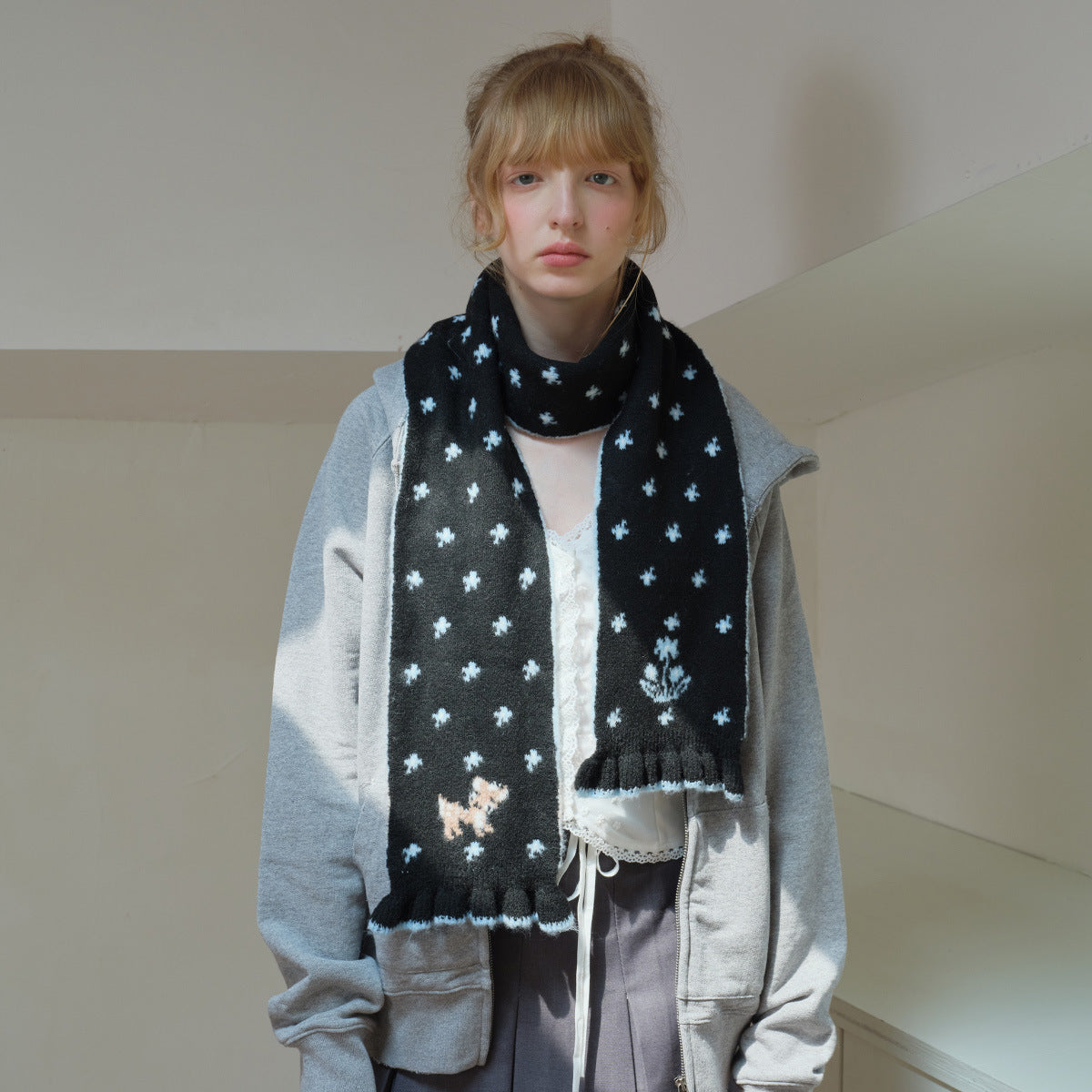 Korean designer wool-blend cartoon deer jacquard knitted scarf women's winter girly lace scarf