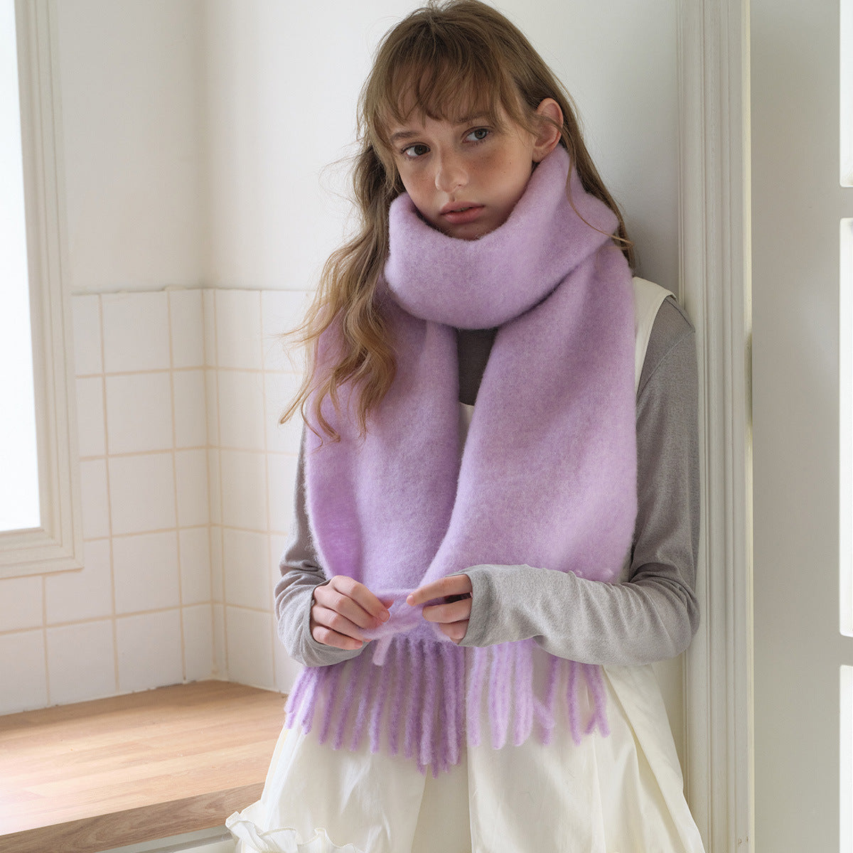 Order spinning clip flower 22% Alpaca alpaca wool blended scarf women's winter Korean atmosphere solid color scarf