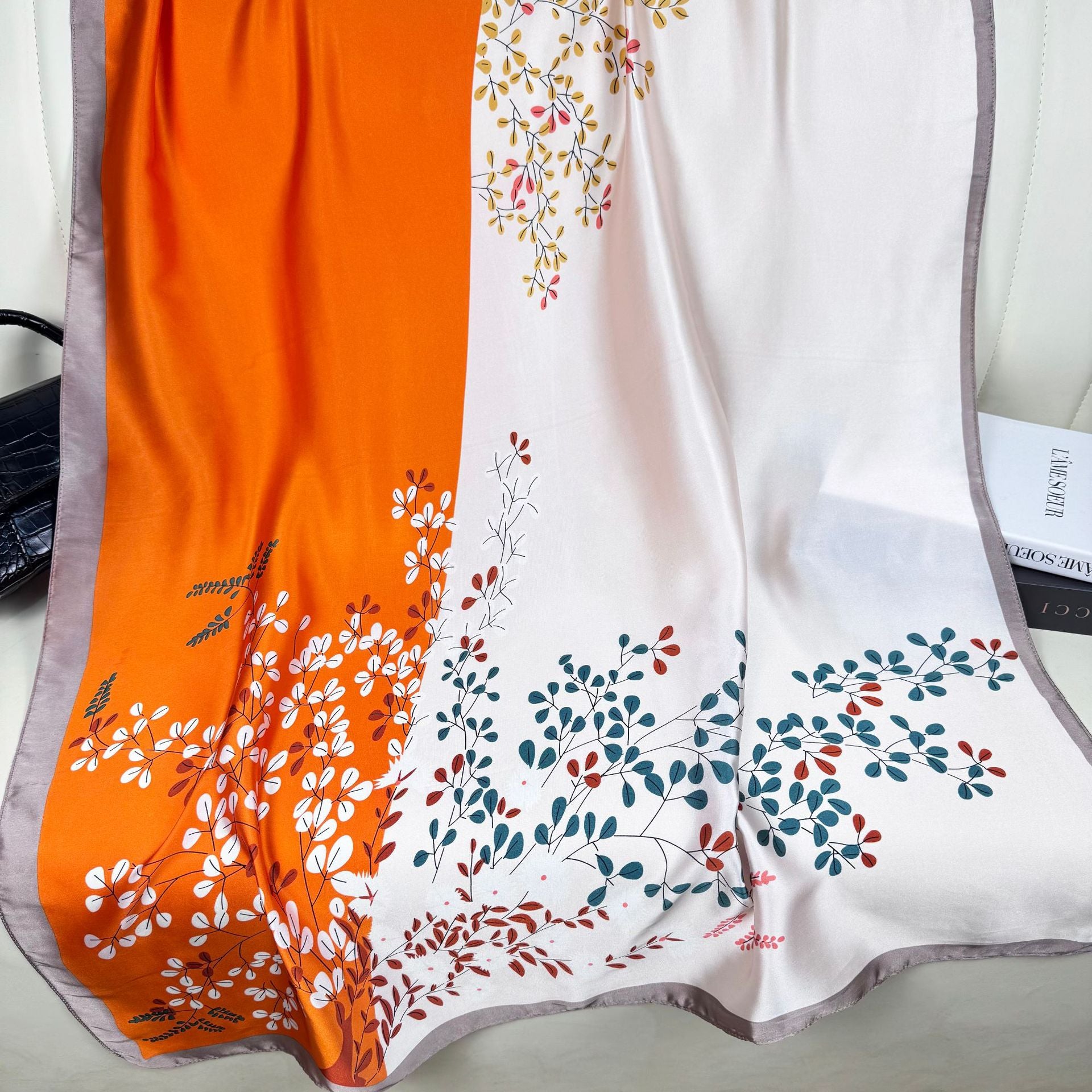 Korean version of simple and versatile geometric color matching plants and flowers long silk scarves, simple and elegant ethnic women with thin shawls