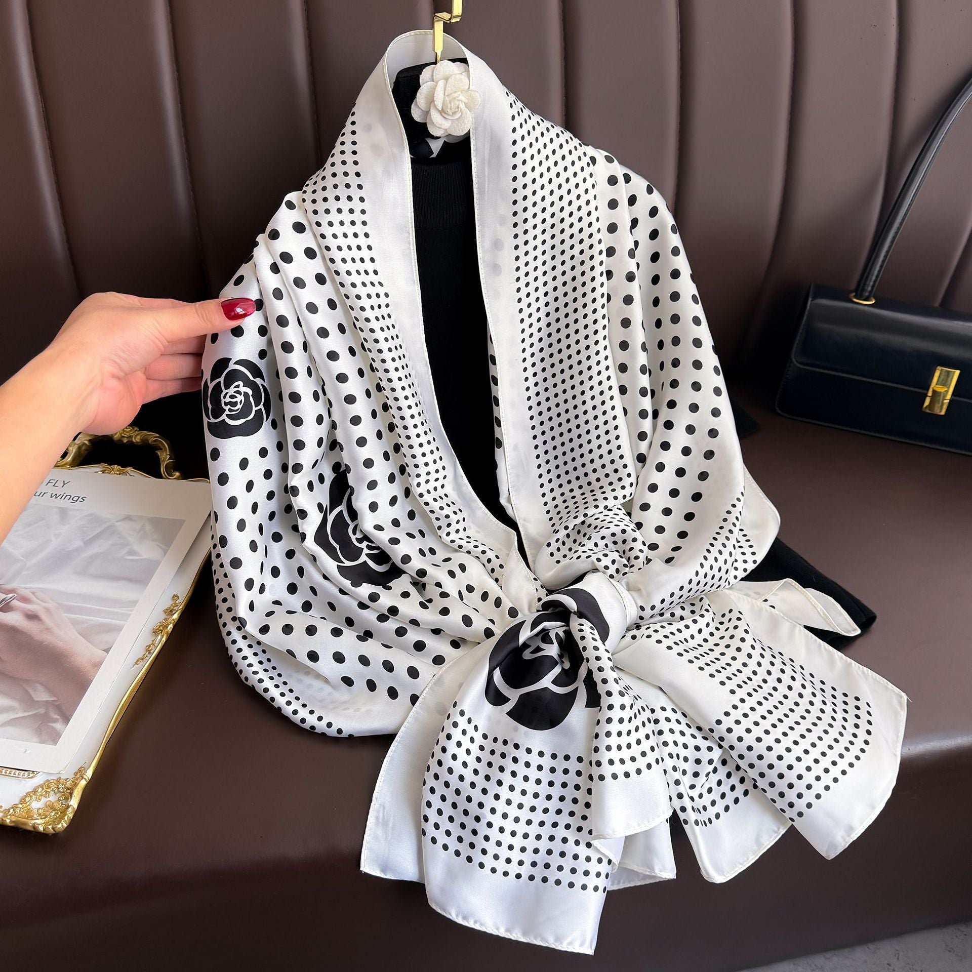 Fashion versatile commuter black and white polka dot printed long silk scarf, simple and elegant temperament women's sun protection shawl