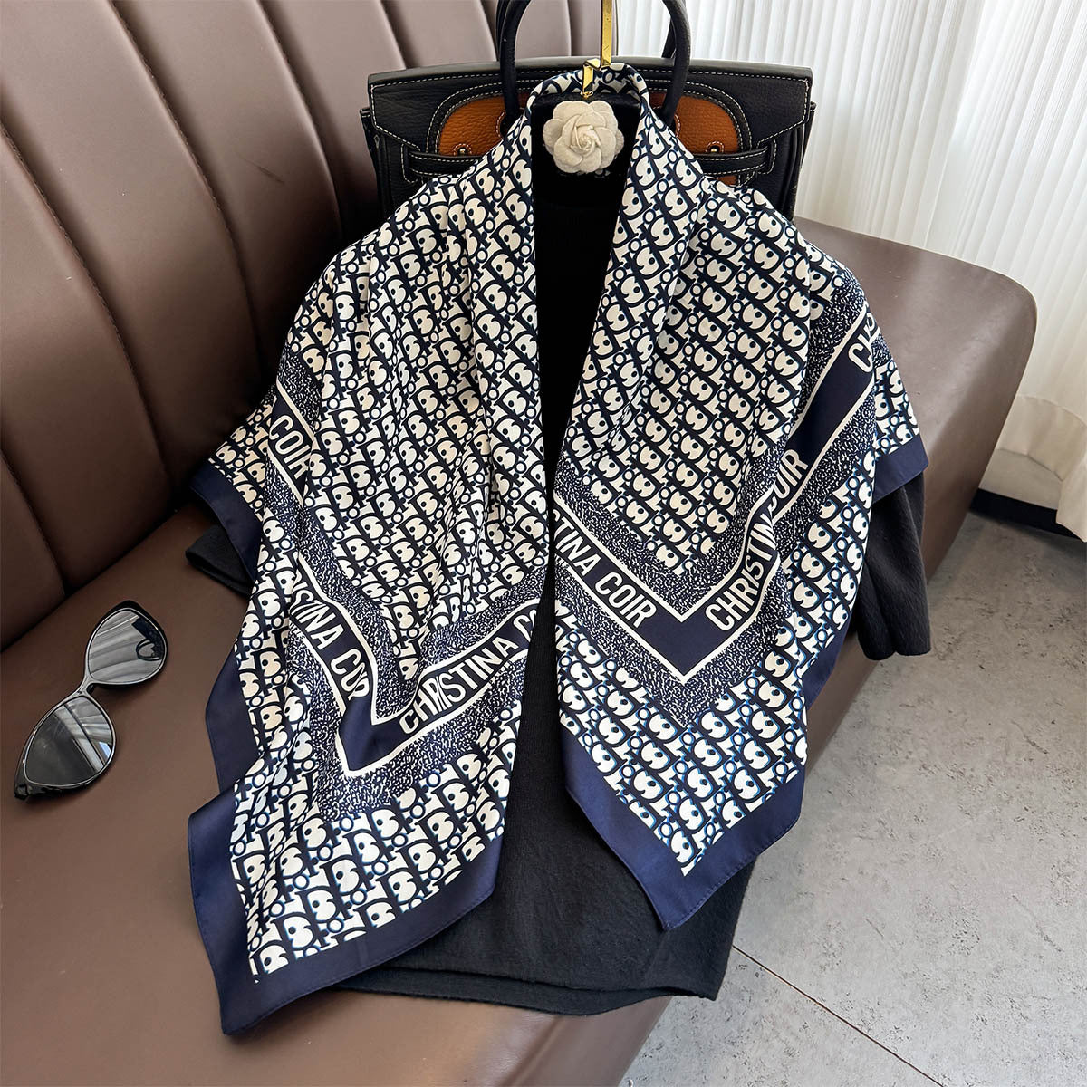 Fashion Letter D Home Printed Scarf Shawl 90cm Large Square Scarf Ladies Sunscreen Silk Scarf Headscarf
