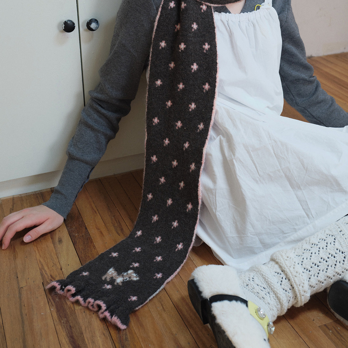 Korean designer wool-blend cartoon deer jacquard knitted scarf women's winter girly lace scarf