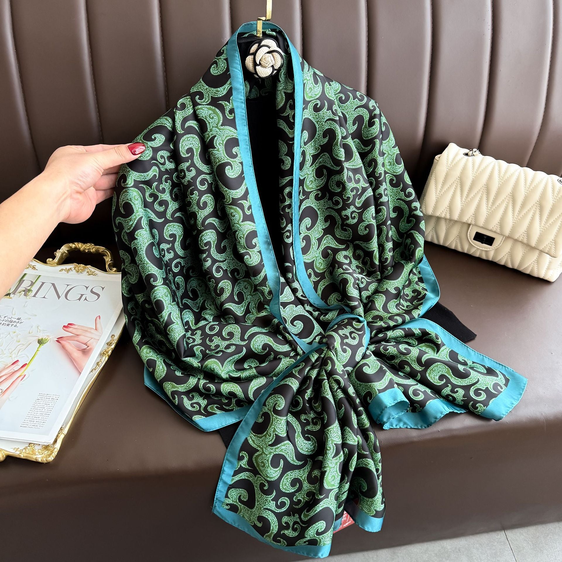Fashion versatile literary retro auspicious cloud cashew pattern long silk scarf, simple and elegant temperament with shawl