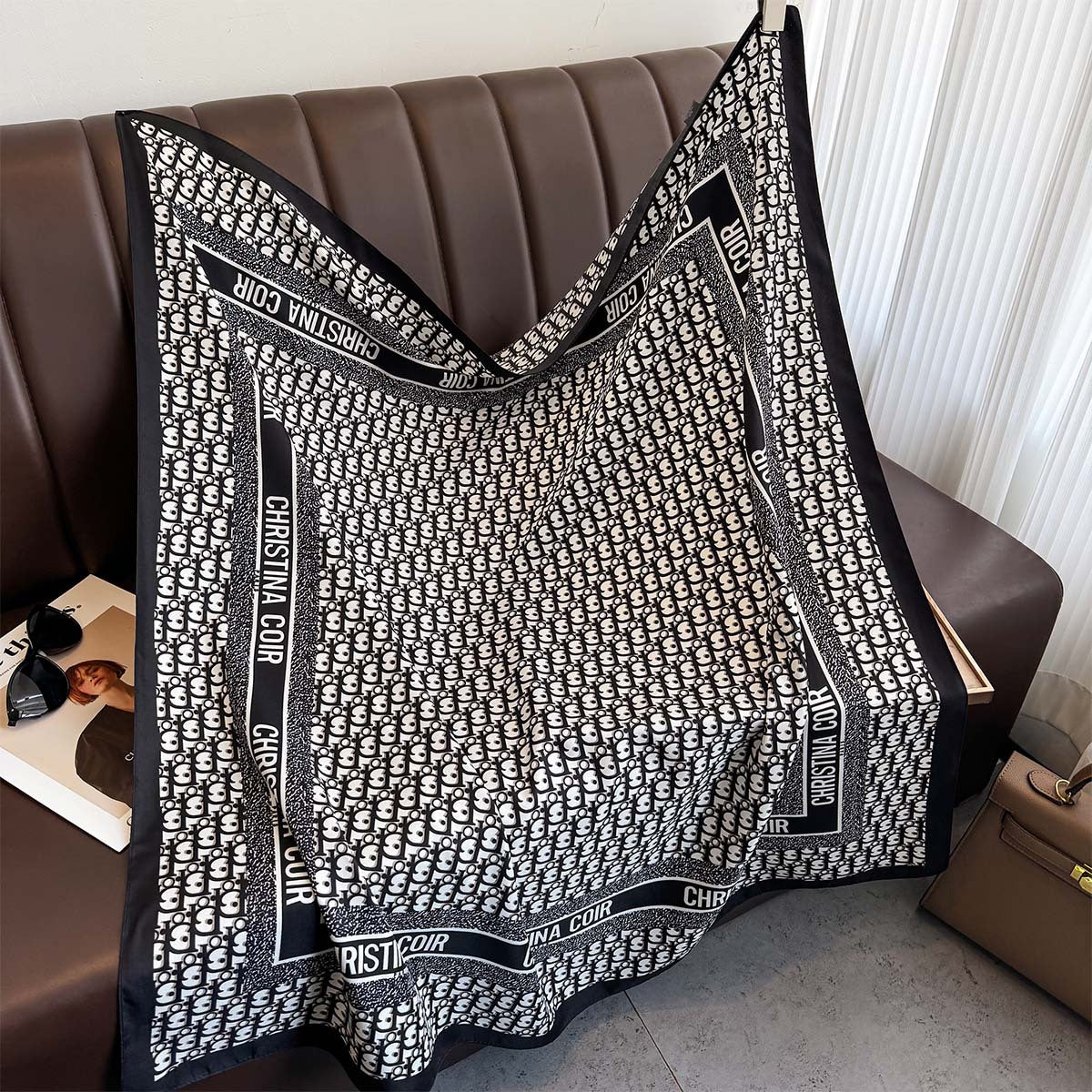 Fashion Letter D Home Printed Scarf Shawl 90cm Large Square Scarf Ladies Sunscreen Silk Scarf Headscarf