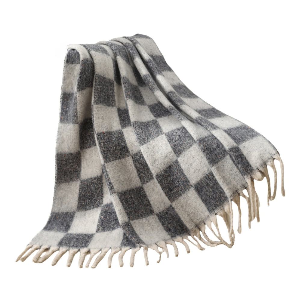 Blanket new European, American autumn and winter imitation mohair thickened checkered large shawl jacquard blanket