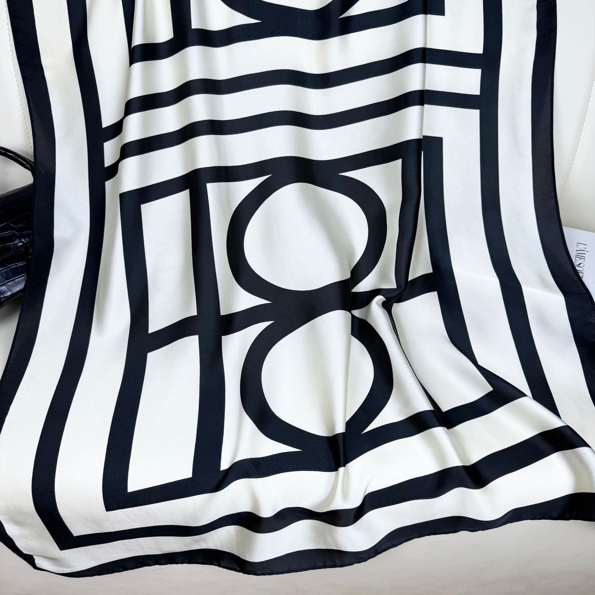 Simple and versatile geometric lines commuter printed long silk scarves, spring, summer and autumn thin travel vacation sunscreen shawls