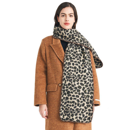 High-end scarf European, American autumn and winter new circle yarn leopard print scarf