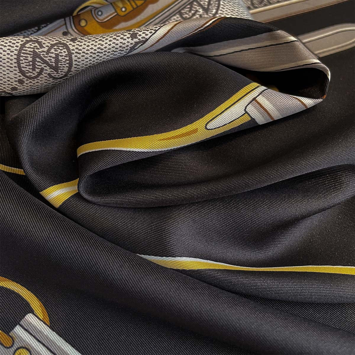 Fashion new versatile 90 twill square scarf women's travel multi-functional decorative scarf thin shawl batch