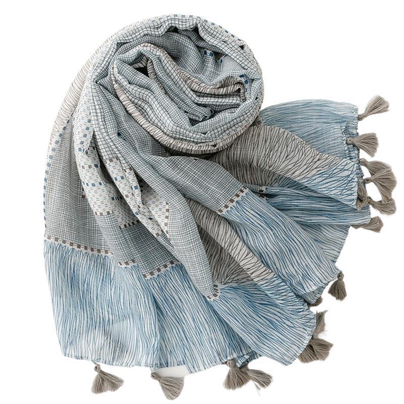 Fashion scarf blue-gray geometric pattern small plaid hanging beard travel accessories silk scarf shawl