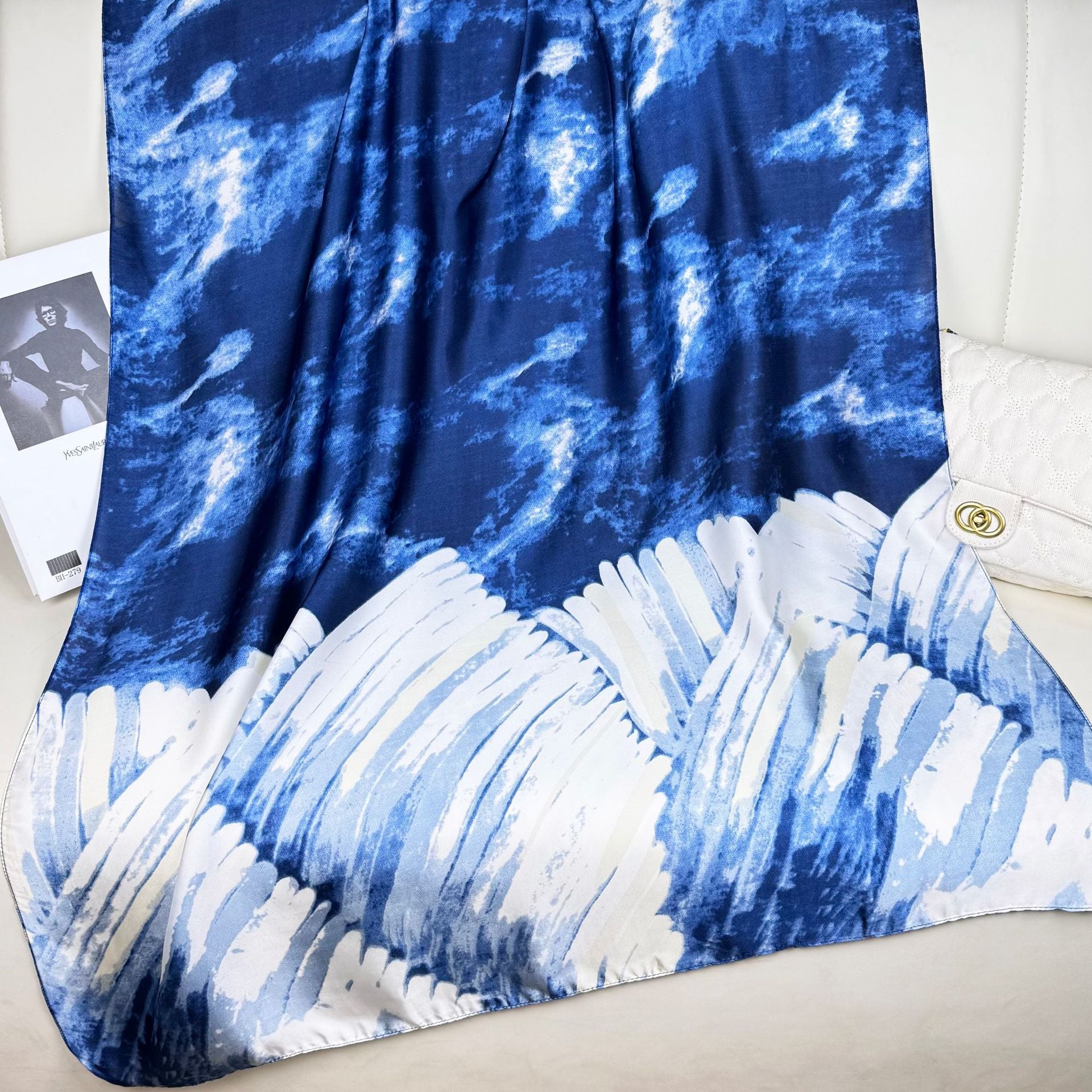 Simple and light luxury auspicious cloud pattern texture printing long silk scarf, simple and elegant temperament women's sun protection shawl scarf