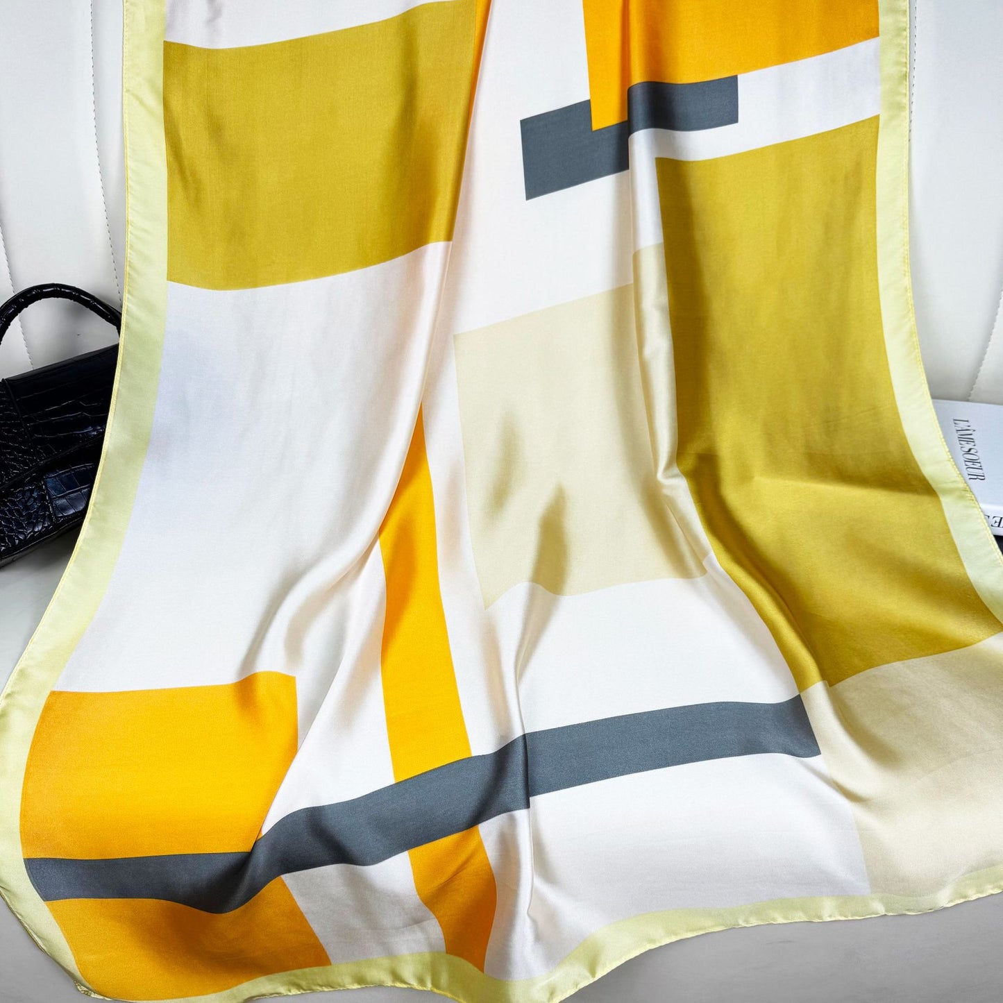 Spring new products, minimalist and elegant geometric contrasting colors, long brocade silk scarves, women's travel and vacation shawls