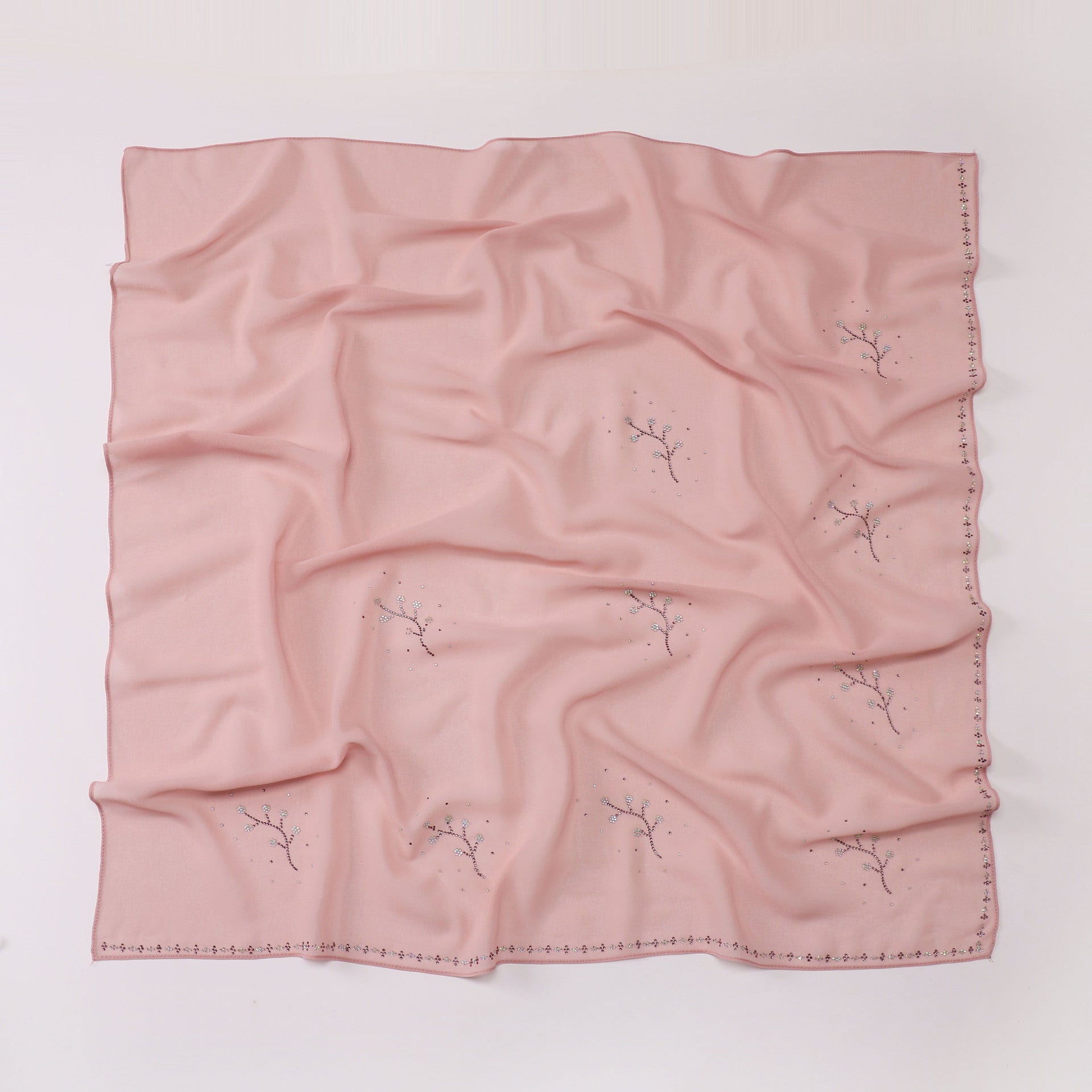 Kuaishou new pearl chiffon, high quality Middle Eastern diamond, hot diamond square towel bag yarn towel