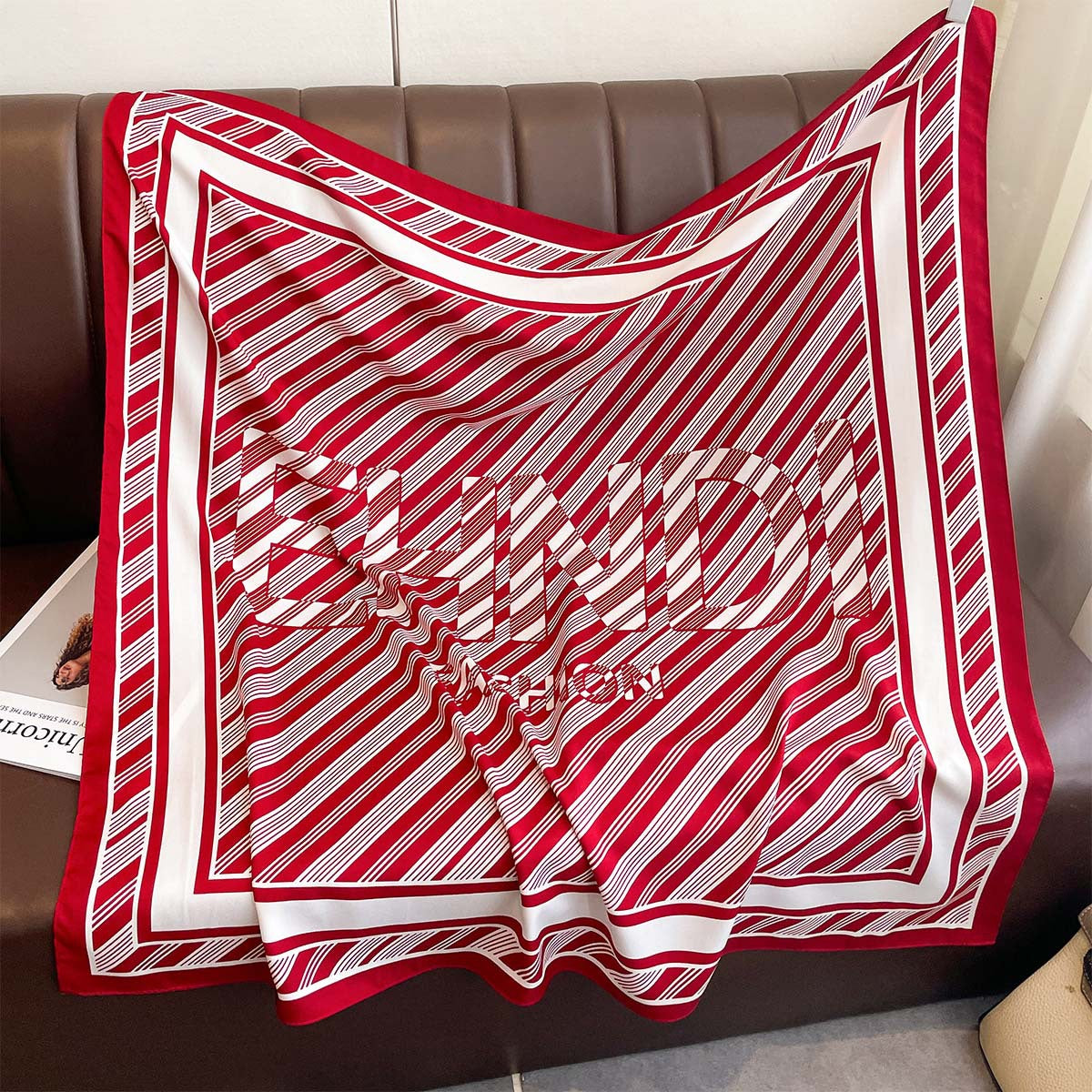 Autumn Fashion Simple Striped Letter 90CM Large Square Towel Ladies Commuting Daily Neck Protection Air Conditioning Room Shawl