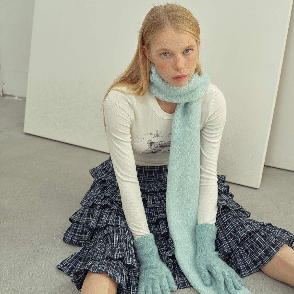 Classic basic wool blended soft waxy solid color flower knitted scarf women's winter cute wool scarf