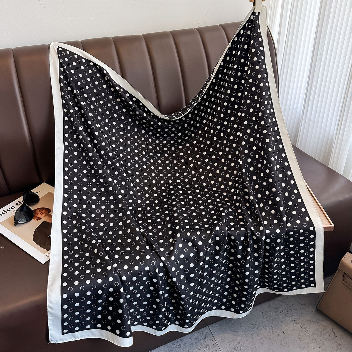 Spring new black and white simple printing polka dot silk scarf women's fashion temperament 90 square scarf versatile moisture-proof
